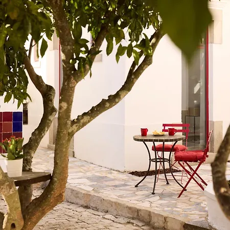 Spot Na Serra Gasthuis Loulé